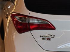 HYUNDAI HB20 1.0 COMFORT STYLE 12V 2016/2016 GRIFFCAR MULTIMARCAS DOIS IRMÃOS / Carros no Vale