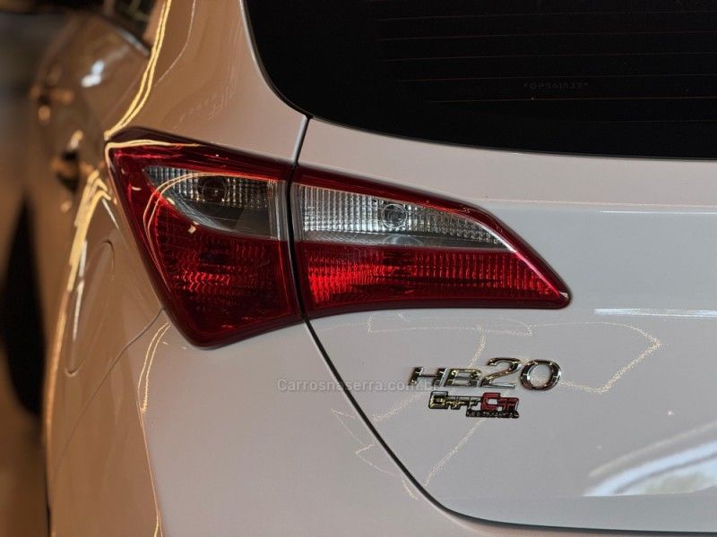 HYUNDAI HB20 1.0 COMFORT STYLE 12V 2016/2016 GRIFFCAR MULTIMARCAS DOIS IRMÃOS / Carros no Vale