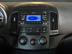 HYUNDAI I30 2.0 MPI 16V 2009/2010 GRIFFCAR MULTIMARCAS DOIS IRMÃOS / Carros no Vale