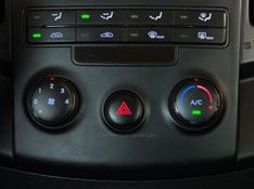 HYUNDAI I30 2.0 MPI 16V 2009/2010 GRIFFCAR MULTIMARCAS DOIS IRMÃOS / Carros no Vale