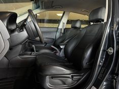 HYUNDAI I30 2.0 MPI 16V 2009/2010 GRIFFCAR MULTIMARCAS DOIS IRMÃOS / Carros no Vale