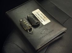 HYUNDAI I30 2.0 MPI 16V 2009/2010 GRIFFCAR MULTIMARCAS DOIS IRMÃOS / Carros no Vale