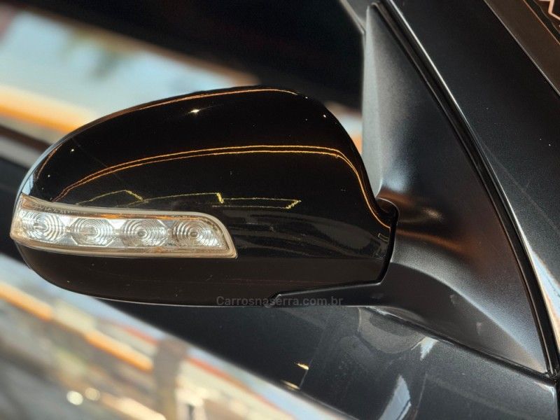 HYUNDAI I30 2.0 MPI 16V 2009/2010 GRIFFCAR MULTIMARCAS DOIS IRMÃOS / Carros no Vale