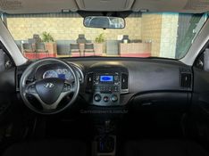 HYUNDAI I30 2.0 MPI 16V 2009/2010 GRIFFCAR MULTIMARCAS DOIS IRMÃOS / Carros no Vale