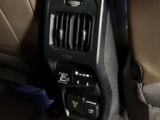 JEEP COMMANDER 1.3 OVERLAND T270 16V 4X2 TURBO 2023/2023 GRIFFCAR MULTIMARCAS DOIS IRMÃOS / Carros no Vale