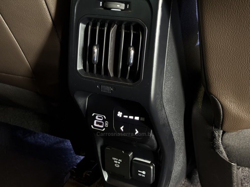 JEEP COMMANDER 1.3 OVERLAND T270 16V 4X2 TURBO 2023/2023 GRIFFCAR MULTIMARCAS DOIS IRMÃOS / Carros no Vale