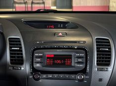 KIA CERATO 1.6 16V SX4 2018/2019 GRIFFCAR MULTIMARCAS DOIS IRMÃOS / Carros no Vale
