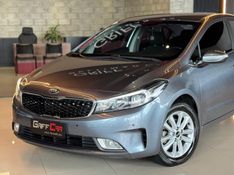 KIA CERATO 1.6 16V SX4 2018/2019 GRIFFCAR MULTIMARCAS DOIS IRMÃOS / Carros no Vale