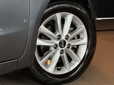 KIA CERATO 1.6 16V SX4 2018/2019 GRIFFCAR MULTIMARCAS DOIS IRMÃOS / Carros no Vale