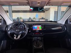 KIA SPORTAGE 2.0 EX 4X2 16V 2013/2014 GRIFFCAR MULTIMARCAS DOIS IRMÃOS / Carros no Vale