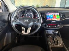 KIA SPORTAGE 2.0 EX 4X2 16V 2013/2014 GRIFFCAR MULTIMARCAS DOIS IRMÃOS / Carros no Vale