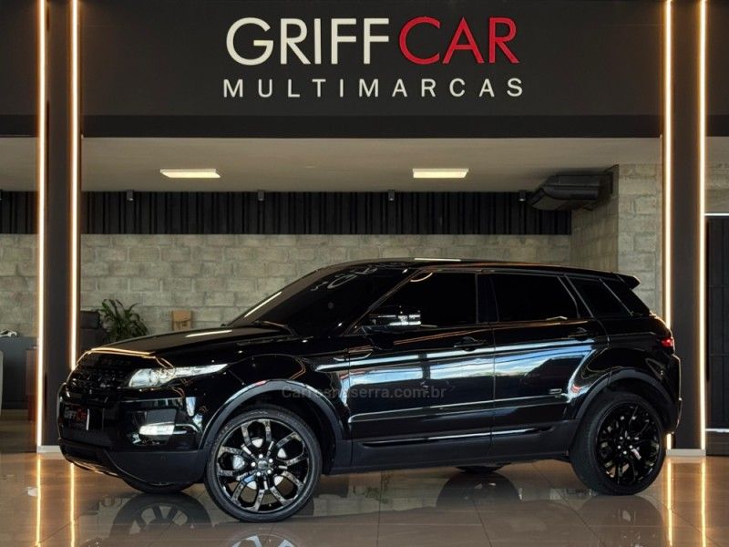 LAND ROVER RANGE ROVER EVOQUE 2.0 PRESTIGE 4WD 16V 2013/2013 GRIFFCAR MULTIMARCAS DOIS IRMÃOS / Carros no Vale