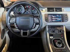 LAND ROVER RANGE ROVER EVOQUE 2.0 PRESTIGE 4WD 16V 2013/2013 GRIFFCAR MULTIMARCAS DOIS IRMÃOS / Carros no Vale