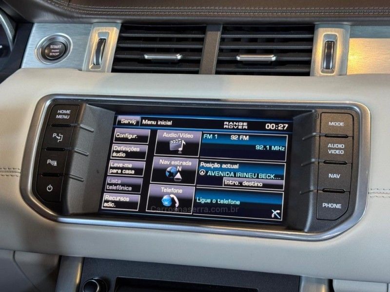 LAND ROVER RANGE ROVER EVOQUE 2.0 PRESTIGE 4WD 16V 2013/2013 GRIFFCAR MULTIMARCAS DOIS IRMÃOS / Carros no Vale