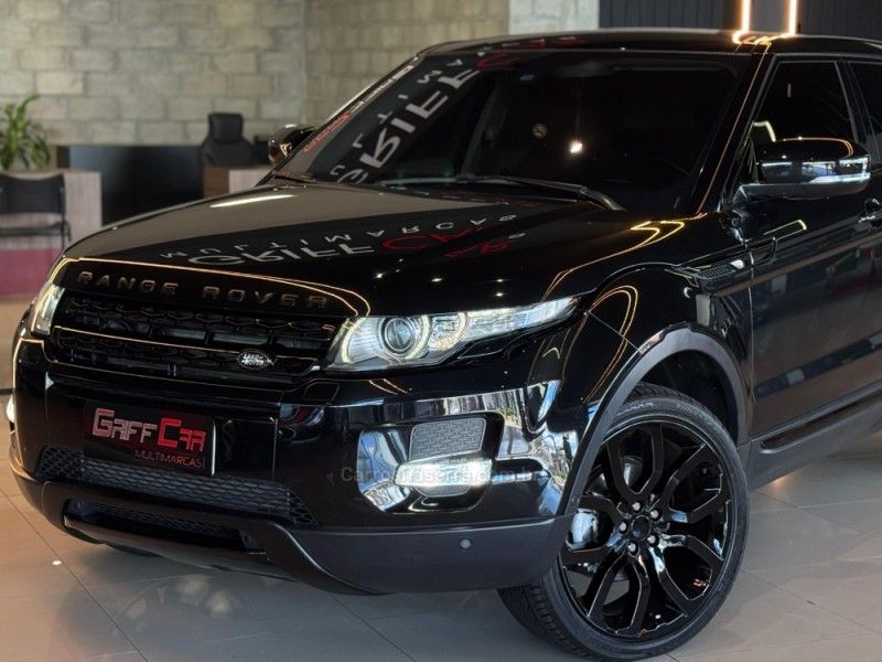 LAND ROVER RANGE ROVER EVOQUE 2.0 PRESTIGE 4WD 16V 2013/2013 GRIFFCAR MULTIMARCAS DOIS IRMÃOS / Carros no Vale