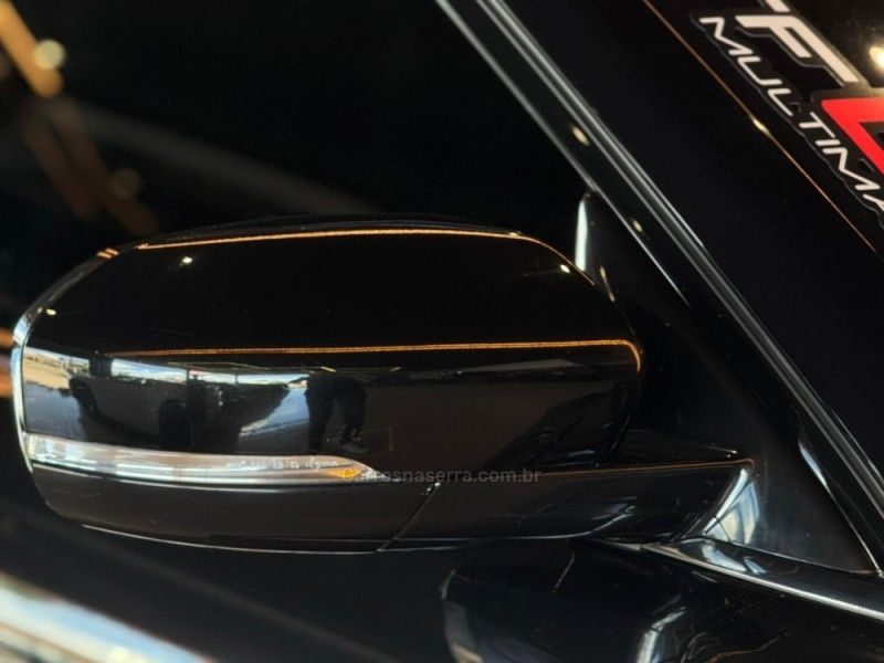 LAND ROVER RANGE ROVER EVOQUE 2.0 PRESTIGE 4WD 16V 2013/2013 GRIFFCAR MULTIMARCAS DOIS IRMÃOS / Carros no Vale