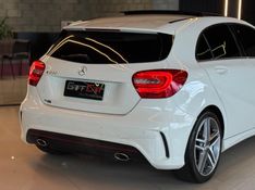 MERCEDES-BENZ A 250 2.0 SPORT TURBO AUTOMATIZADO 2014/2014 GRIFFCAR MULTIMARCAS DOIS IRMÃOS / Carros no Vale