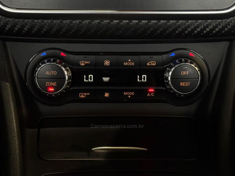 MERCEDES-BENZ A 250 2.0 SPORT TURBO AUTOMATIZADO 2014/2014 GRIFFCAR MULTIMARCAS DOIS IRMÃOS / Carros no Vale