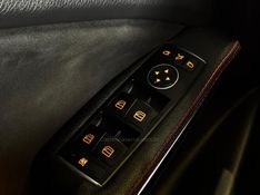 MERCEDES-BENZ A 250 2.0 SPORT TURBO AUTOMATIZADO 2014/2014 GRIFFCAR MULTIMARCAS DOIS IRMÃOS / Carros no Vale