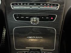 MERCEDES-BENZ C 250 2.0 CGI SPORT TURBO 16V 2016/2016 GRIFFCAR MULTIMARCAS DOIS IRMÃOS / Carros no Vale