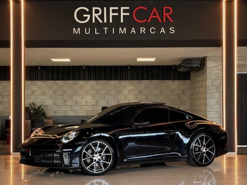 PORSCHE 911 3.0 CARRERA COUPÉ 2025/2026 GRIFFCAR MULTIMARCAS DOIS IRMÃOS / Carros no Vale