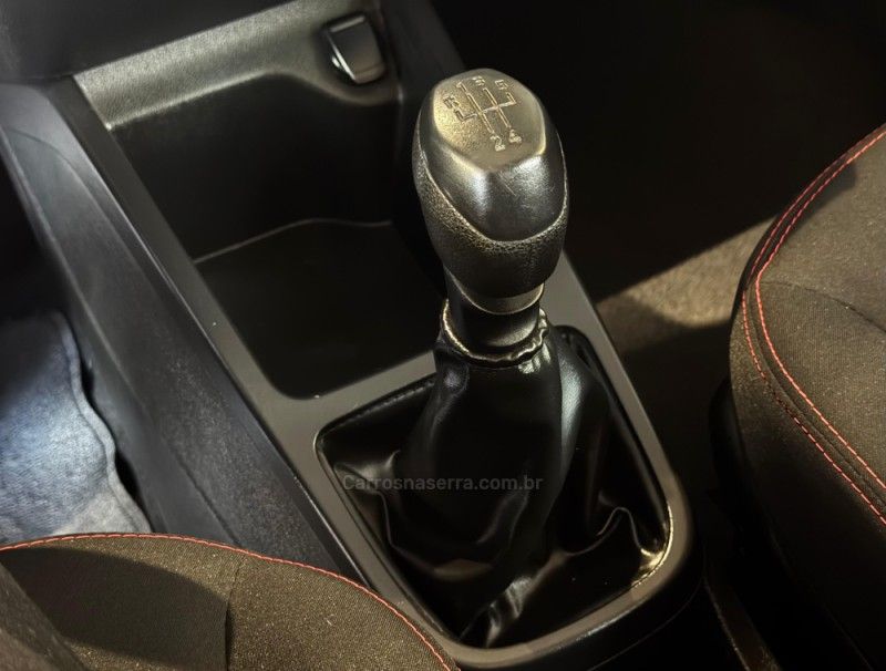 RENAULT KWID 1.0 12V SCE ZEN 2018/2019 GRIFFCAR MULTIMARCAS DOIS IRMÃOS / Carros no Vale RENAULT KWID 1.0 12V SCE ZEN 2018/2019 GRIFFCAR MULTIMARCAS DOIS IRMÃOS / Carros no Vale