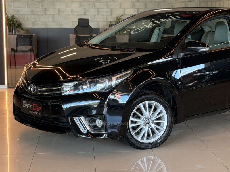TOYOTA COROLLA 1.8 GLI 16V 2016/2017 GRIFFCAR MULTIMARCAS DOIS IRMÃOS / Carros no Vale