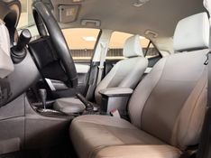 TOYOTA COROLLA 1.8 GLI 16V 2016/2017 GRIFFCAR MULTIMARCAS DOIS IRMÃOS / Carros no Vale