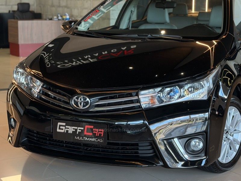 TOYOTA COROLLA 1.8 GLI 16V 2016/2017 GRIFFCAR MULTIMARCAS DOIS IRMÃOS / Carros no Vale
