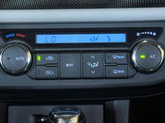 TOYOTA COROLLA 2.0 XEI 16V 2016/2016 GRIFFCAR MULTIMARCAS DOIS IRMÃOS / Carros no Vale