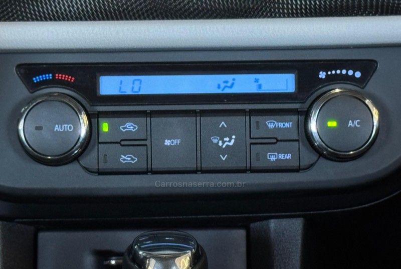 TOYOTA COROLLA 2.0 XEI 16V 2016/2016 GRIFFCAR MULTIMARCAS DOIS IRMÃOS / Carros no Vale
