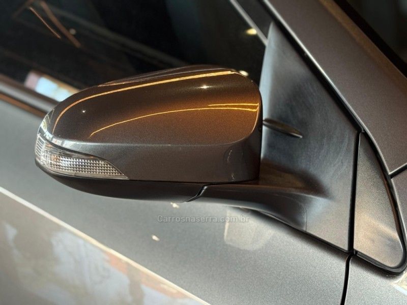 TOYOTA COROLLA 2.0 XEI 16V 2016/2016 GRIFFCAR MULTIMARCAS DOIS IRMÃOS / Carros no Vale