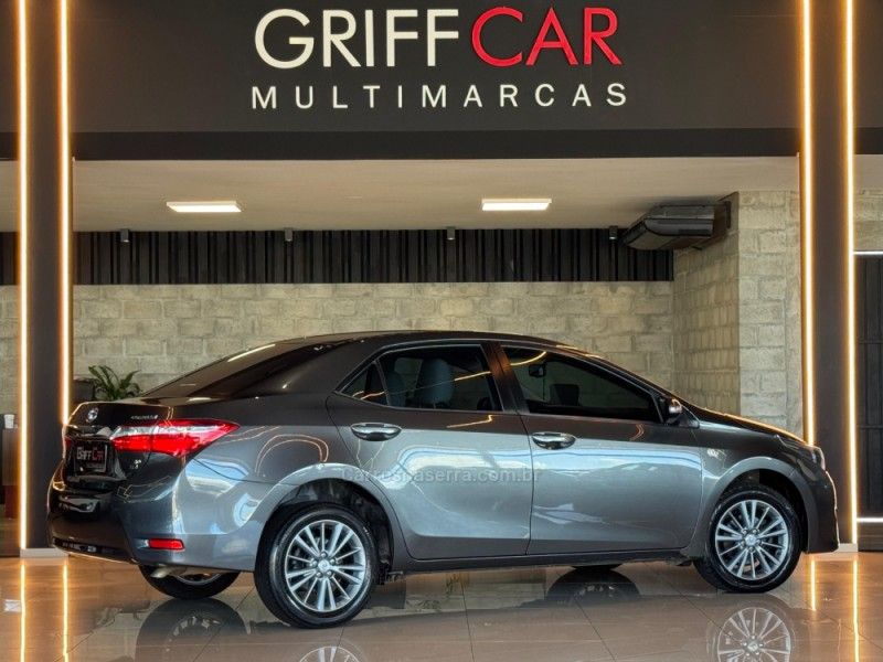 TOYOTA COROLLA 2.0 XEI 16V 2016/2016 GRIFFCAR MULTIMARCAS DOIS IRMÃOS / Carros no Vale