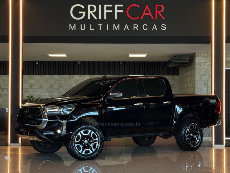 TOYOTA HILUX 2.8 SRX 4X4 CD 16V 2020/2021 GRIFFCAR MULTIMARCAS DOIS IRMÃOS / Carros no Vale