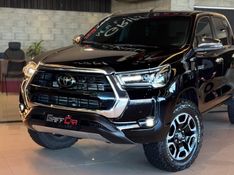 TOYOTA HILUX 2.8 SRX 4X4 CD 16V 2020/2021 GRIFFCAR MULTIMARCAS DOIS IRMÃOS / Carros no Vale