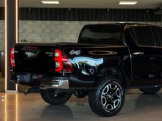 TOYOTA HILUX 2.8 SRX 4X4 CD 16V 2020/2021 GRIFFCAR MULTIMARCAS DOIS IRMÃOS / Carros no Vale