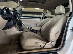 VOLKSWAGEN FUSCA 2.0 TSI 16V R-LINE 2013/2014 GRIFFCAR MULTIMARCAS DOIS IRMÃOS / Carros no Vale