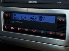 VOLKSWAGEN GOLF 1.6 MI SPORTLINE 8V 2013/2013 GRIFFCAR MULTIMARCAS DOIS IRMÃOS / Carros no Vale