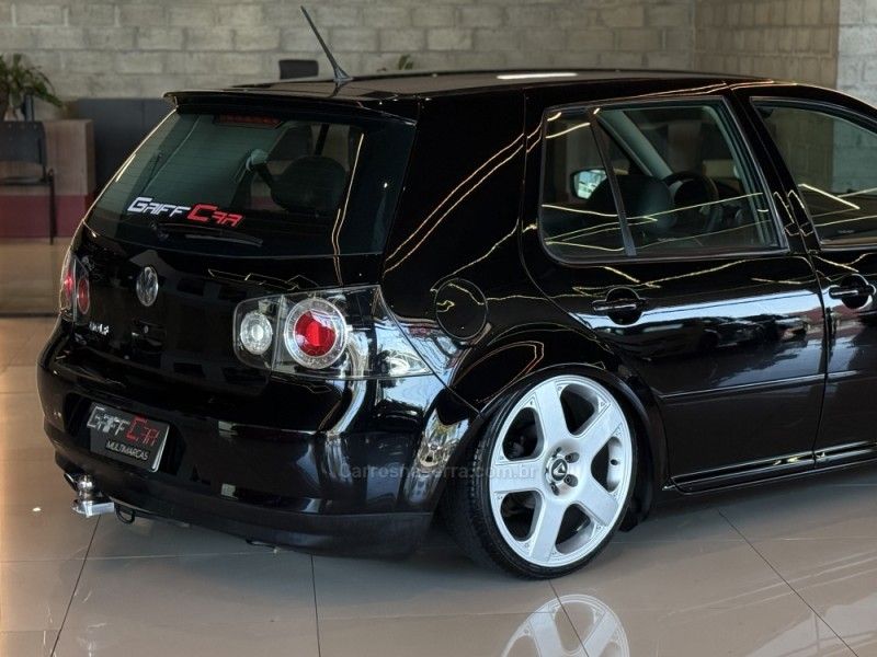 VOLKSWAGEN GOLF 1.6 MI SPORTLINE 8V 2013/2013 GRIFFCAR MULTIMARCAS DOIS IRMÃOS / Carros no Vale