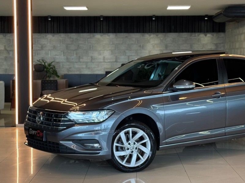 VOLKSWAGEN JETTA 1.4 16V TSI COMFORTLINE TIPTRONIC 2020/2020 GRIFFCAR MULTIMARCAS DOIS IRMÃOS / Carros no Vale VOLKSWAGEN JETTA 1.4 16V TSI COMFORTLINE TIPTRONIC 2020/2020 GRIFFCAR MULTIMARCAS DOIS IRMÃOS / Carros no Vale