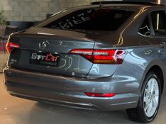 VOLKSWAGEN JETTA 1.4 16V TSI COMFORTLINE TIPTRONIC 2020/2020 GRIFFCAR MULTIMARCAS DOIS IRMÃOS / Carros no Vale