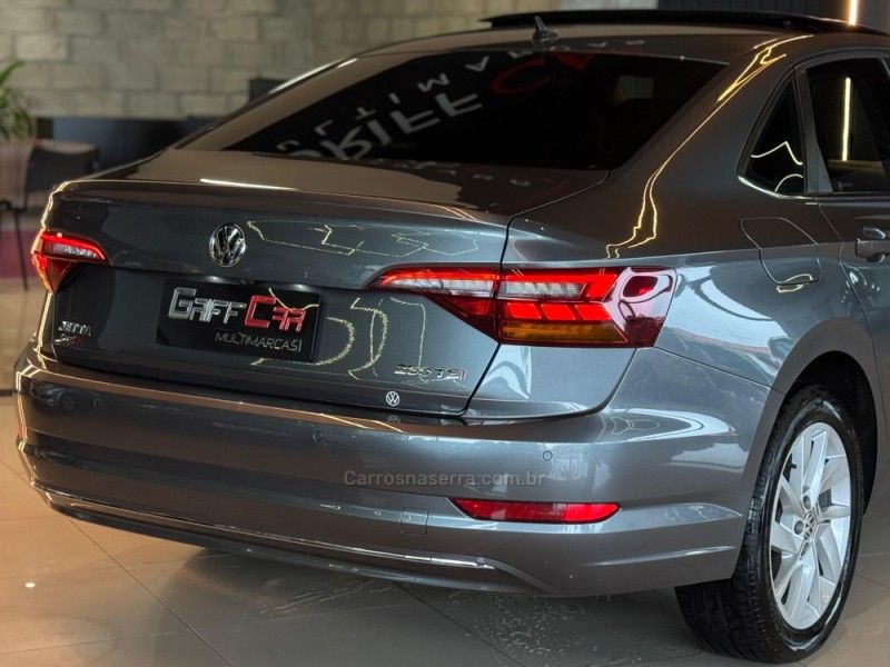 VOLKSWAGEN JETTA 1.4 16V TSI COMFORTLINE TIPTRONIC 2020/2020 GRIFFCAR MULTIMARCAS DOIS IRMÃOS / Carros no Vale VOLKSWAGEN JETTA 1.4 16V TSI COMFORTLINE TIPTRONIC 2020/2020 GRIFFCAR MULTIMARCAS DOIS IRMÃOS / Carros no Vale