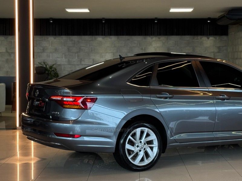 VOLKSWAGEN JETTA 1.4 16V TSI COMFORTLINE TIPTRONIC 2020/2020 GRIFFCAR MULTIMARCAS DOIS IRMÃOS / Carros no Vale VOLKSWAGEN JETTA 1.4 16V TSI COMFORTLINE TIPTRONIC 2020/2020 GRIFFCAR MULTIMARCAS DOIS IRMÃOS / Carros no Vale