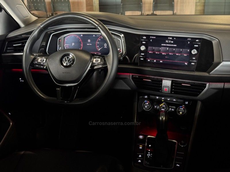 VOLKSWAGEN JETTA 1.4 16V TSI COMFORTLINE TIPTRONIC 2019/2020 GRIFFCAR MULTIMARCAS DOIS IRMÃOS / Carros no Vale