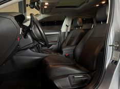 VOLKSWAGEN JETTA 1.4 16V TSI COMFORTLINE TIPTRONIC 2019/2020 GRIFFCAR MULTIMARCAS DOIS IRMÃOS / Carros no Vale