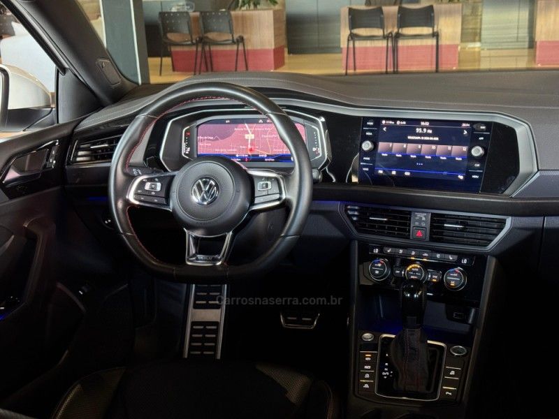 VOLKSWAGEN JETTA 2.0 16V TSI GLI 350 2020/2020 GRIFFCAR MULTIMARCAS DOIS IRMÃOS / Carros no Vale