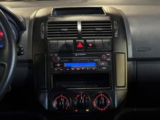 VOLKSWAGEN POLO 1.6 MI 8V 2009/2010 GRIFFCAR MULTIMARCAS DOIS IRMÃOS / Carros no Vale