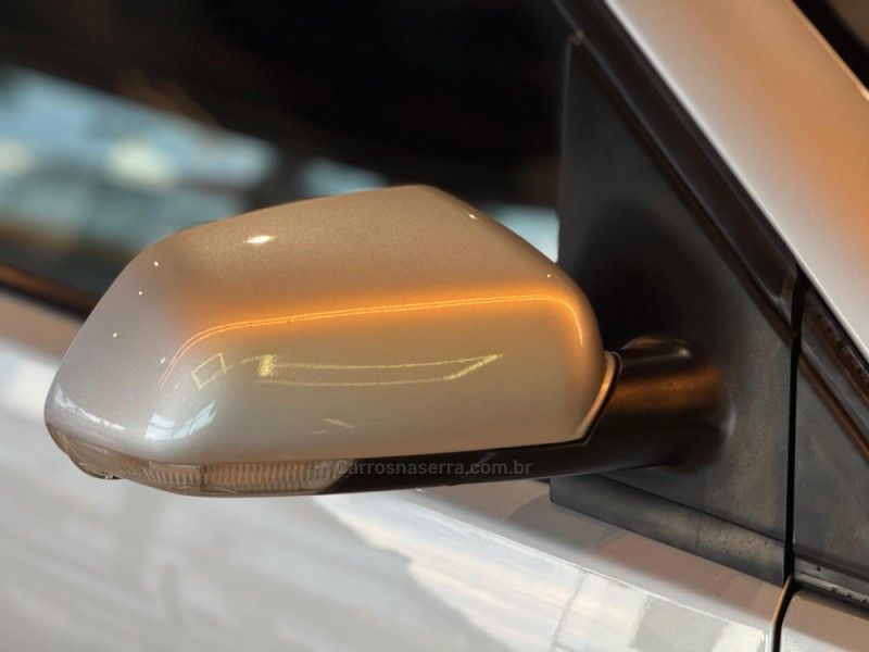 VOLKSWAGEN POLO 1.6 MI 8V 2009/2010 GRIFFCAR MULTIMARCAS DOIS IRMÃOS / Carros no Vale