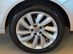 VOLKSWAGEN POLO 1.6 MI 8V 2009/2010 GRIFFCAR MULTIMARCAS DOIS IRMÃOS / Carros no Vale