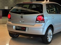 VOLKSWAGEN POLO 1.6 MI 8V 2009/2010 GRIFFCAR MULTIMARCAS DOIS IRMÃOS / Carros no Vale